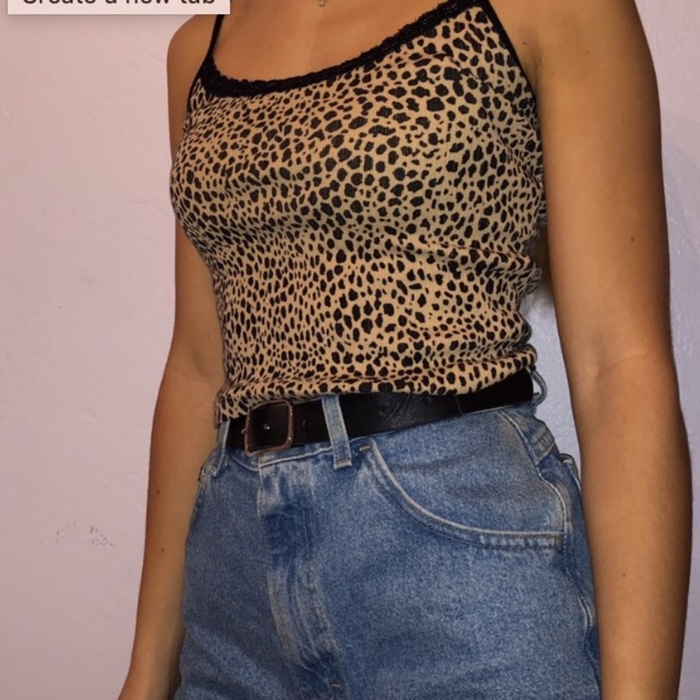 Brandy melville cheetah tank top with lace